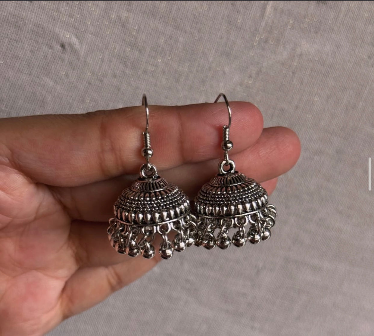 Mehru Jhumki